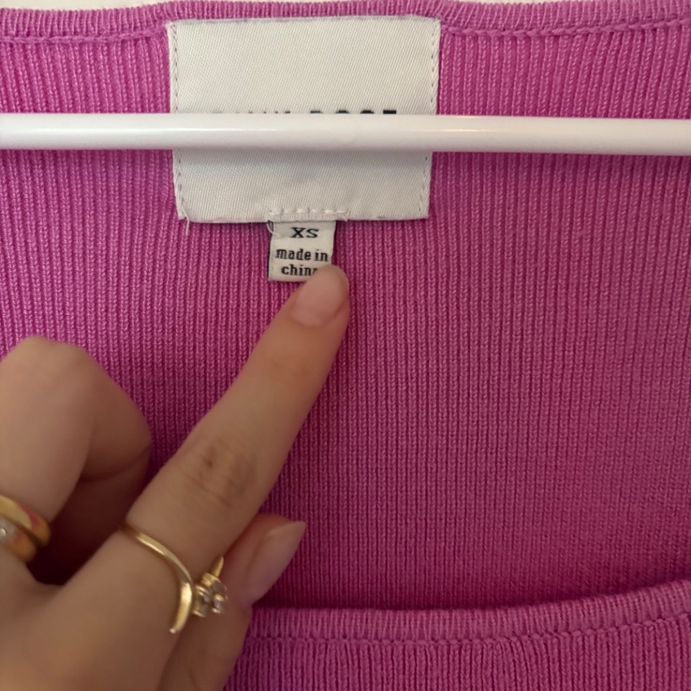 Pink top - Picture 2 of 3